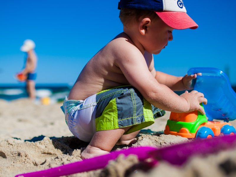 Estate 2021, quali sono le spiagge più sicure per i bambini?